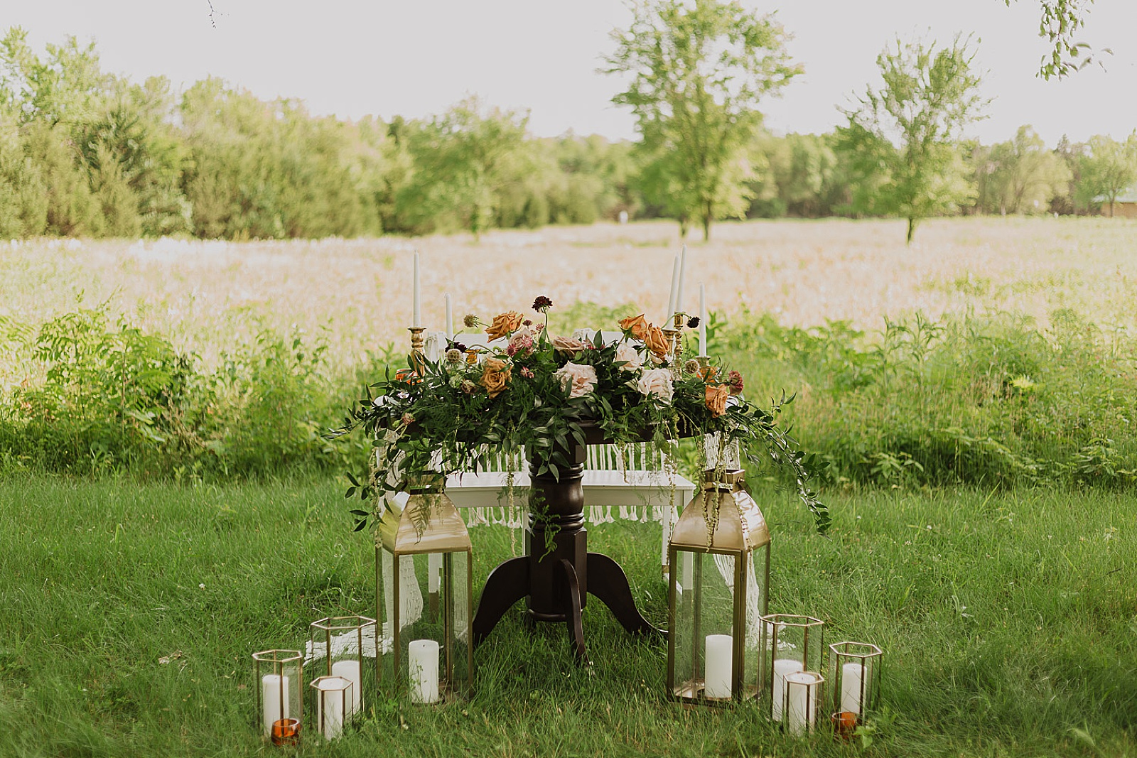 Sweetheart Table Boho Kansas City Styled Elopement captured by Caitlyn Cloud Photography
