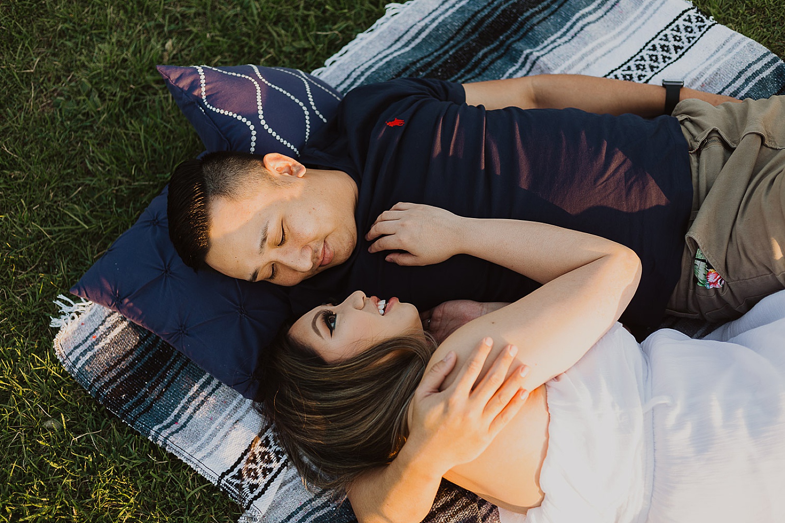 Picnic Engagement photos in Kansas City by Caitlyn Cloud Photography