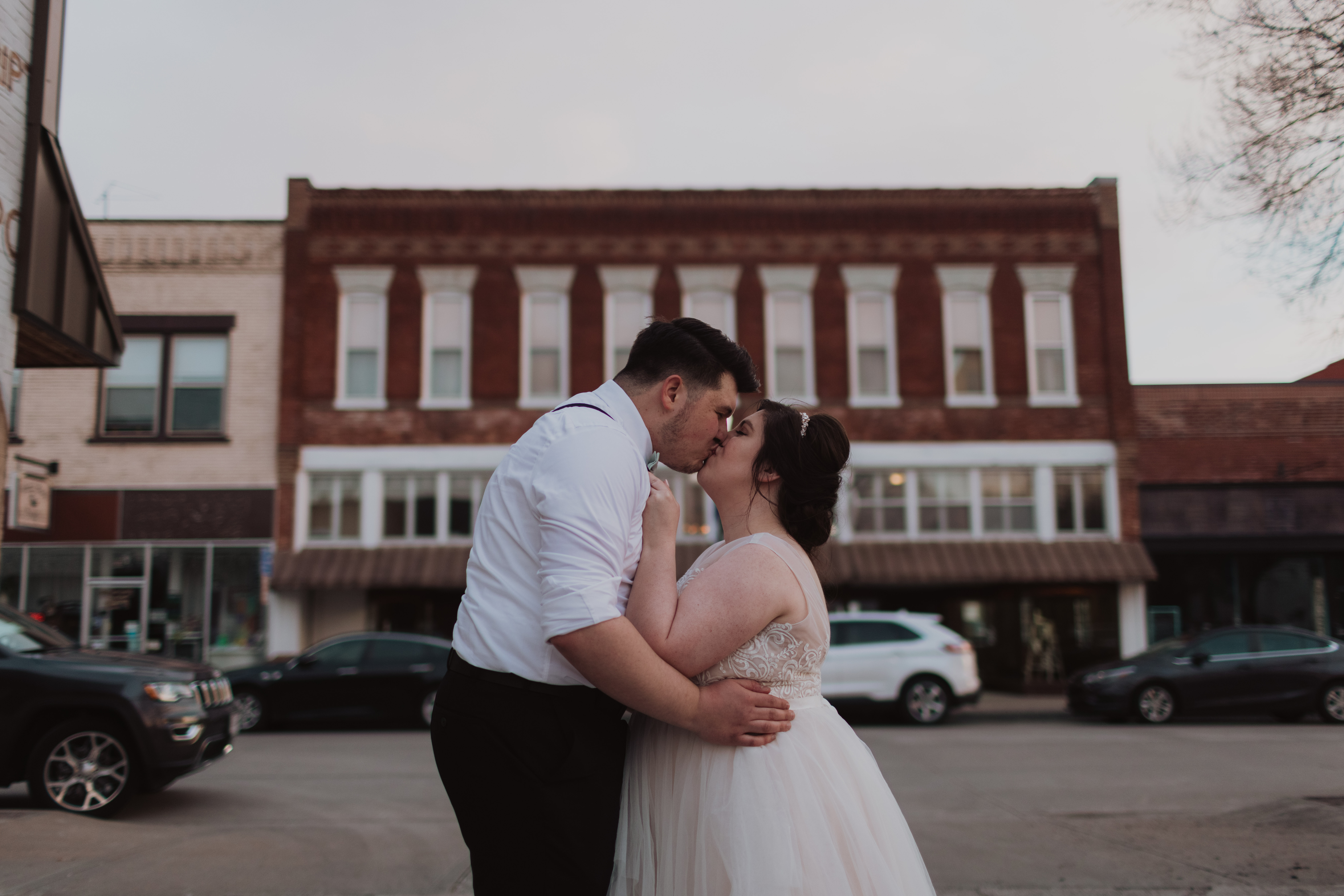 Flander Hall Wedding in Excelsior Springs - Kansas City Wedding Photographer